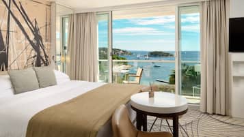 普通套房, 陽台, 海景 | 1 間臥室、迷你吧、客房內保險箱、書桌