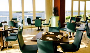 Desayuno buffet incluido todos los días 