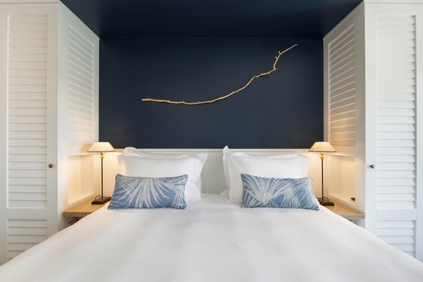 Ropa de cama de alta calidad, minibar, caja fuerte y wifi gratis