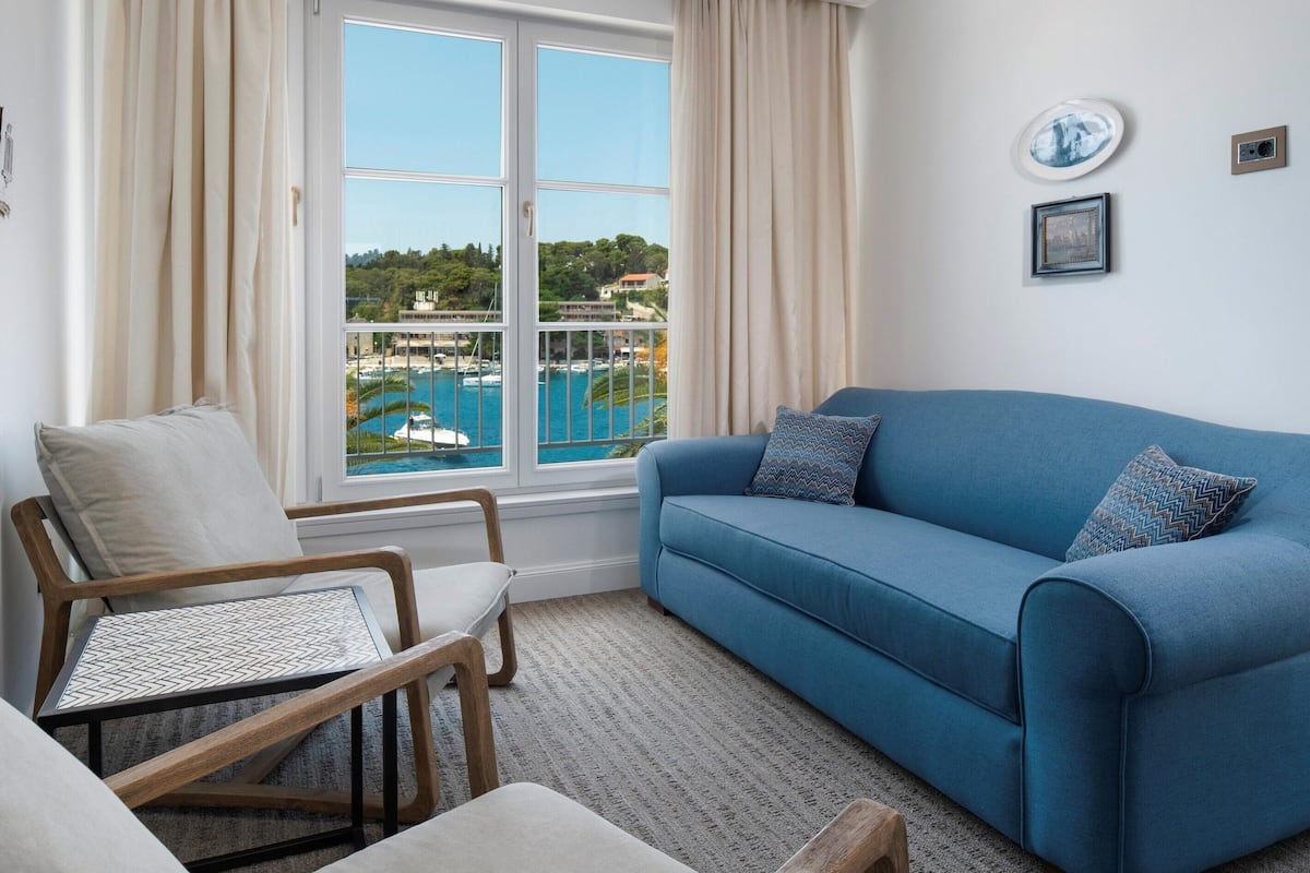 Riva Marina Terrace Suite Sea View | Premium bedding, minibar, in-room safe, free WiFi