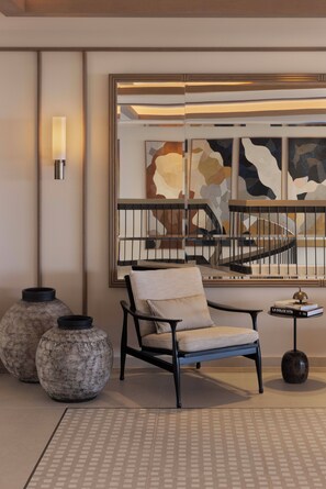 Lobby sitting area - Sirena Resort (Hvar)