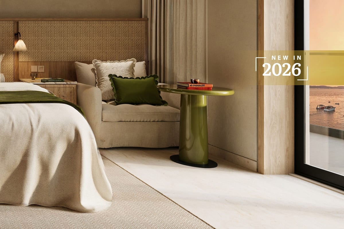 Premium Room, Balcony Sea View | Premium bedding, free minibar items, desk, blackout drapes