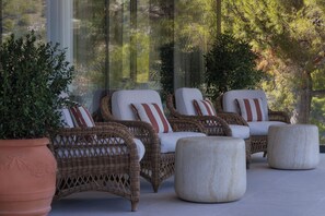 Lobby sitting area - Sirena Resort Hvar - NEW IN 2026 (Hvar)