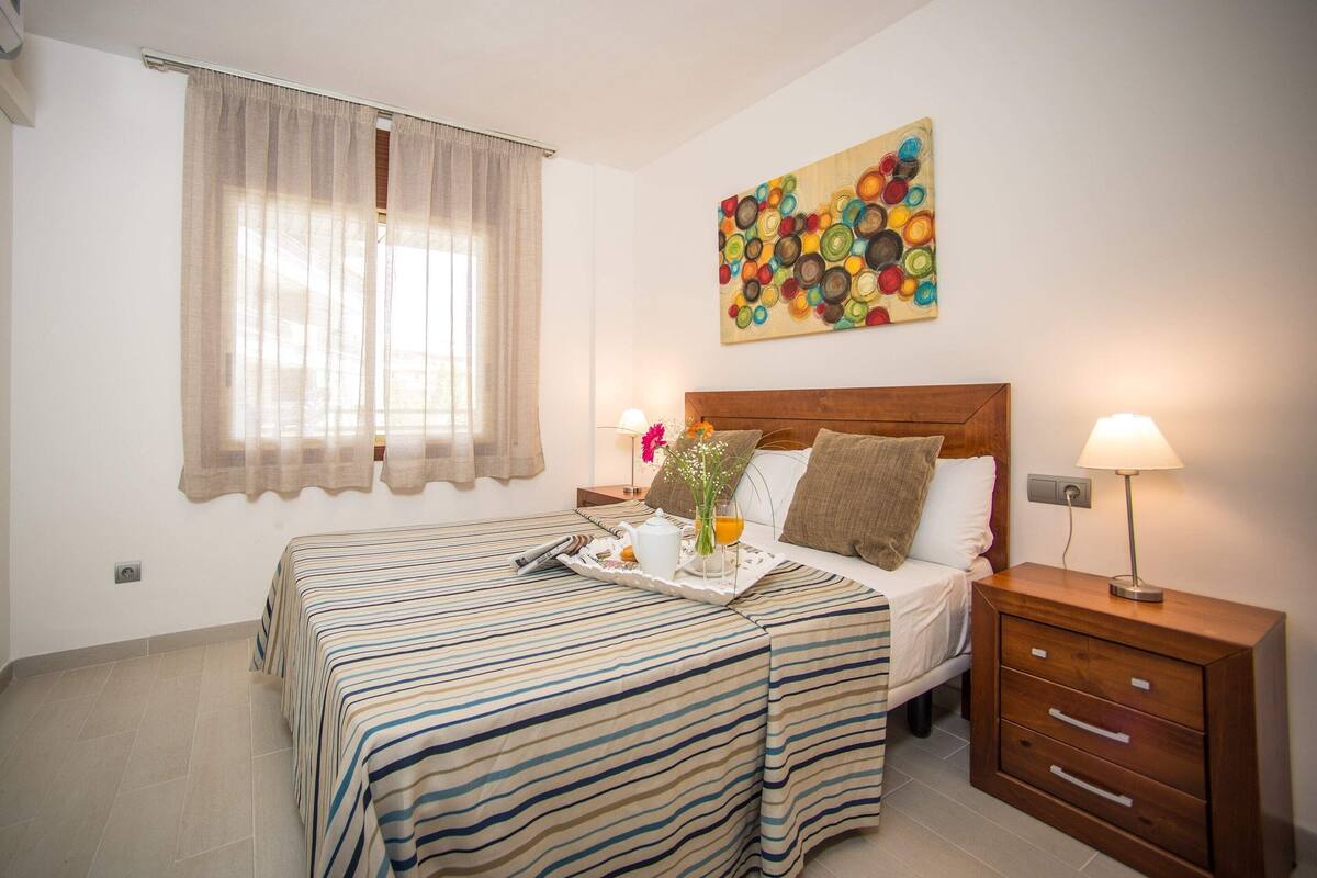 Iron/ironing board, cribs (surcharge), bed sheets