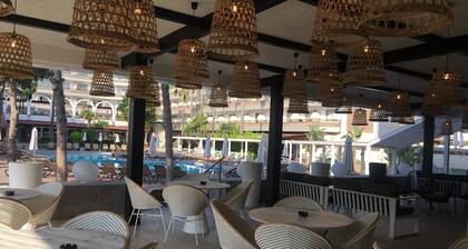 Golden Port Salou & Spa