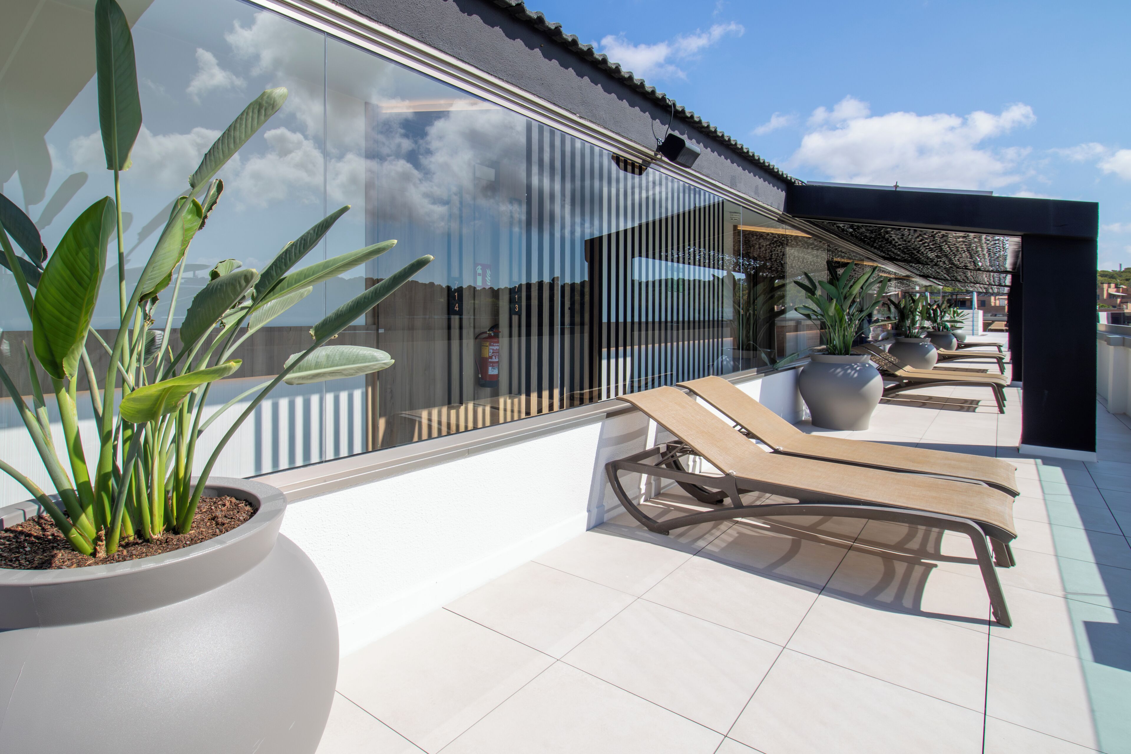 Privilege Rooftop Pool | Terrace/patio