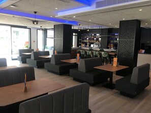 Bar (on property) - Golden Port Salou & Spa (Salou)