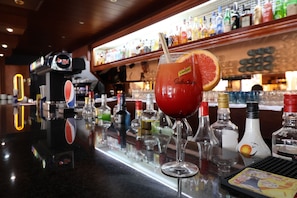 Bar (en la propiedad)