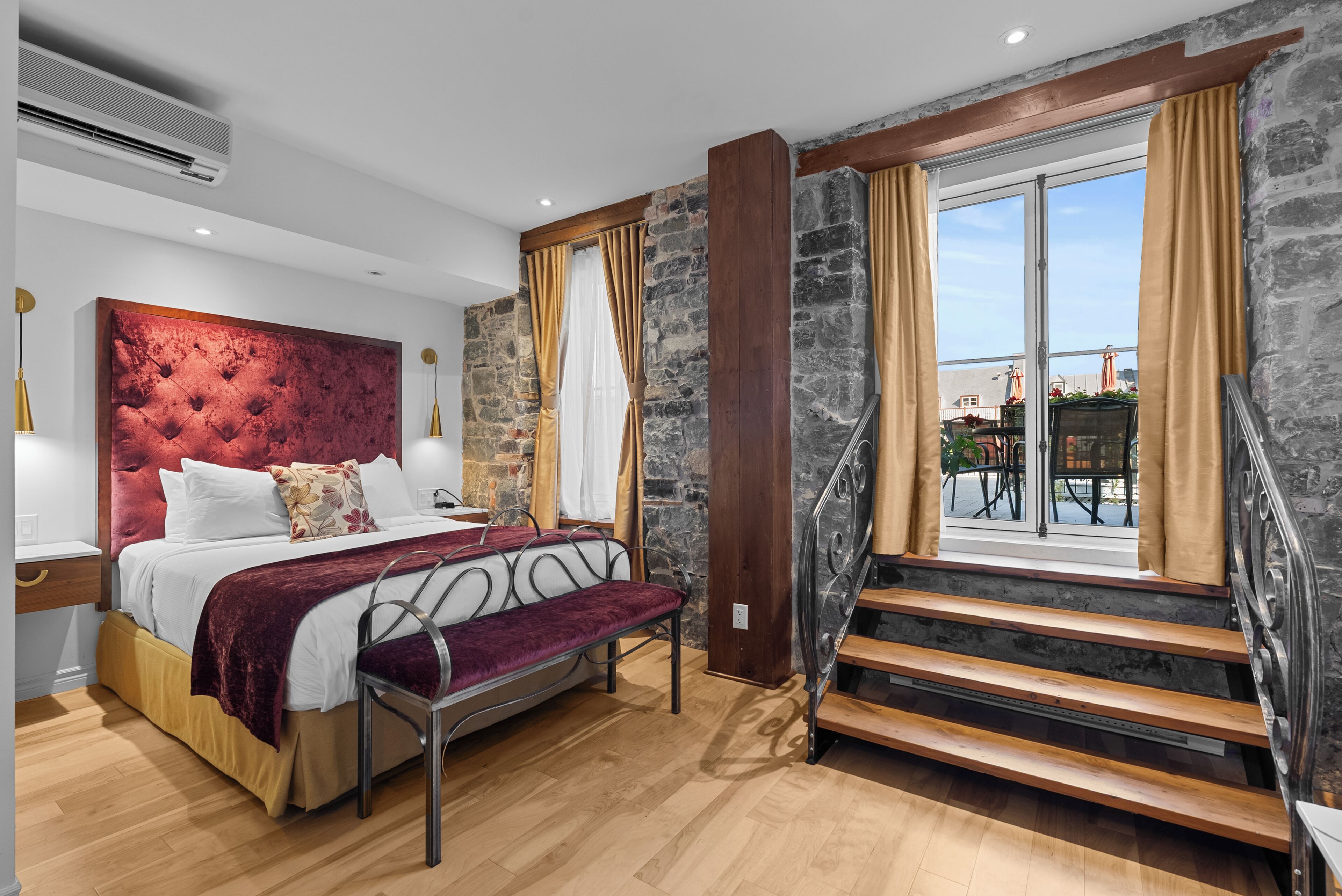 Dobbeltrom for 1 person – classic, 1 queensize-seng | Allergitestet sengetøy, dundyner og senger med overmadrass