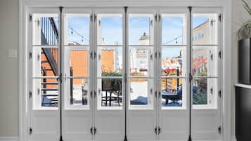 Deluxe studio | Hypoallergeen beddengoed, donsdekens, pillowtop-bedden