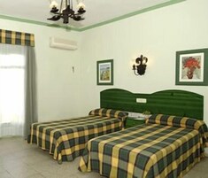 Estándar con 2 camas individuales