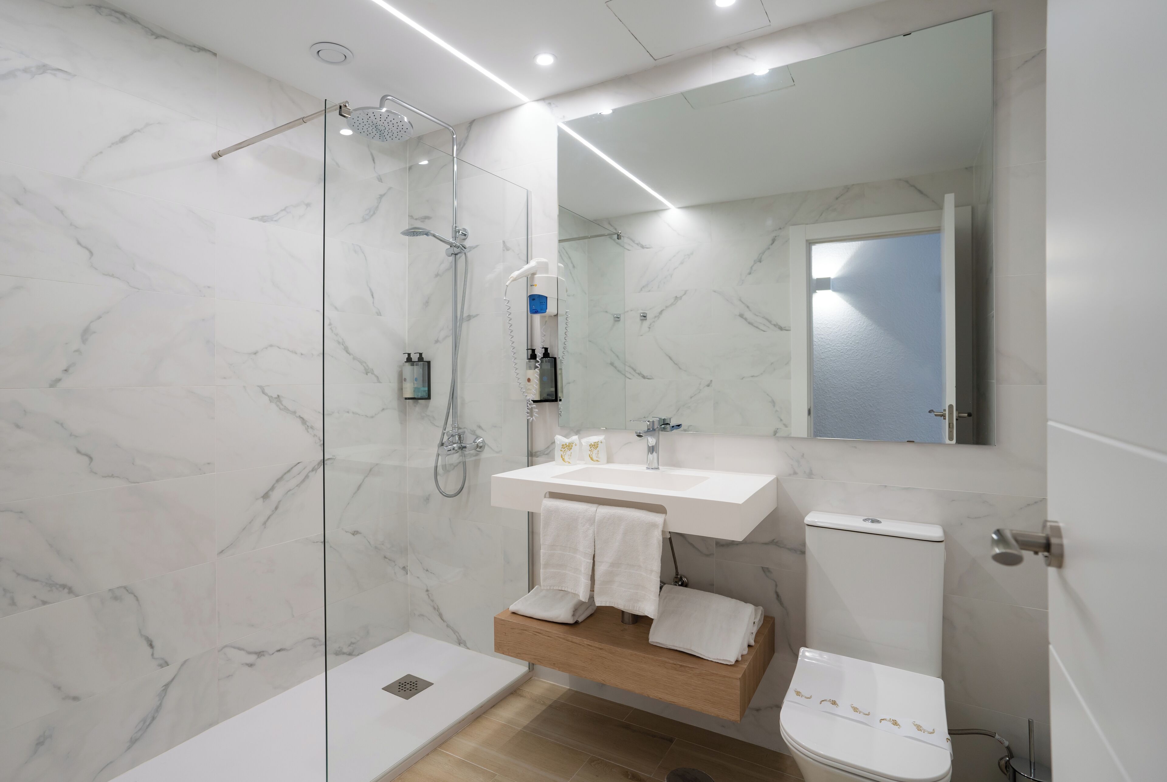 Photo - Sandos Griego