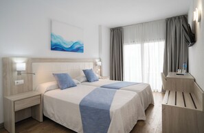 Skrivebord, skrivebord for bærbar PC og blendingsgardiner