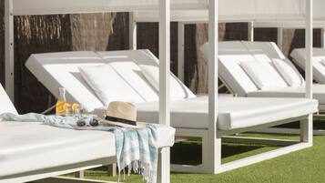 Sundeck