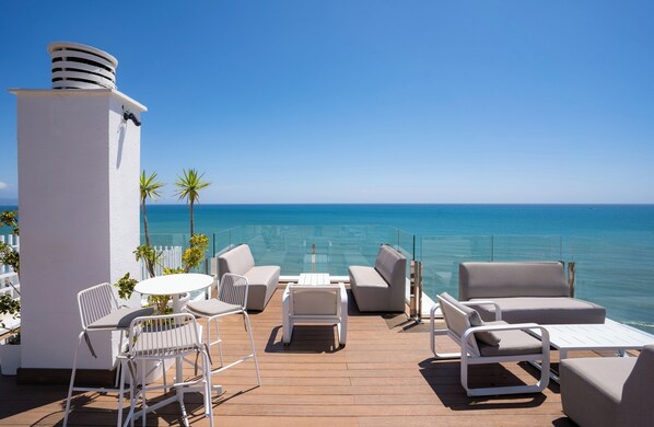 Bar (on property) - Hotel La Barracuda (Torremolinos)