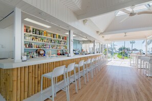 Poolside bar - Hotel La Barracuda (Torremolinos)