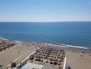 On the beach - Hotel La Barracuda (Torremolinos)