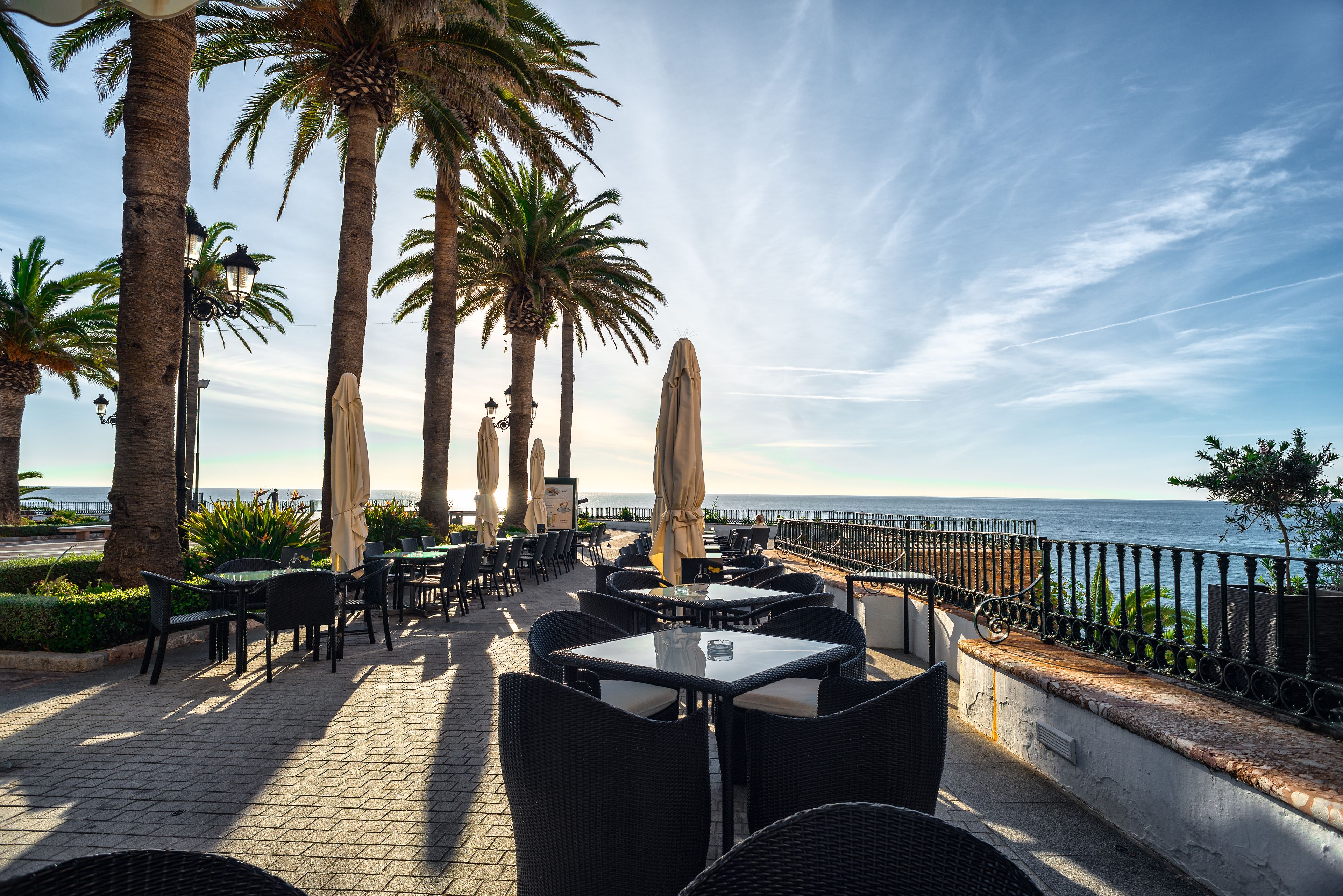 daily buffet breakfast (eur 20 per person)