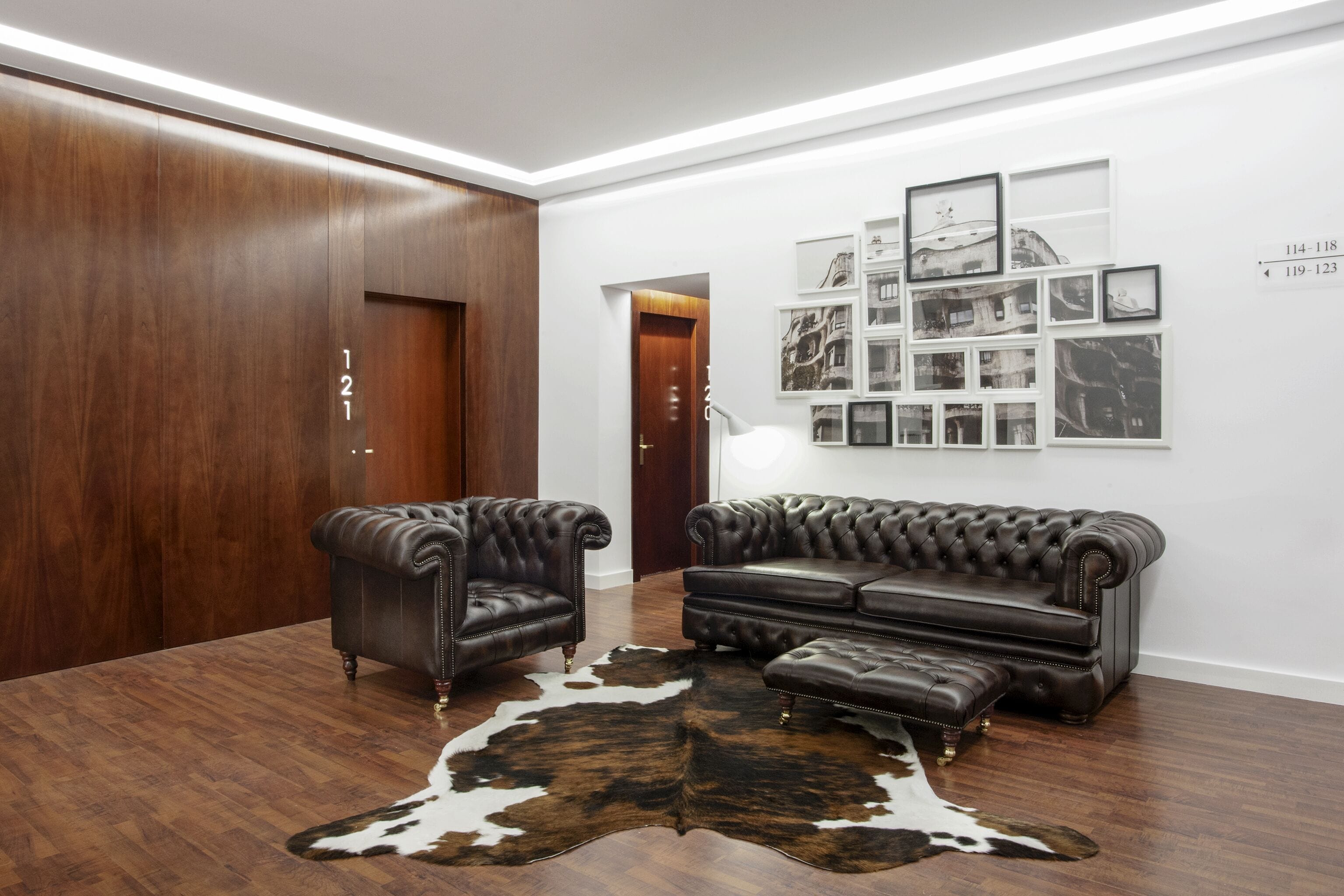 triple room | down duvets, in-room safe, desk, laptop workspace