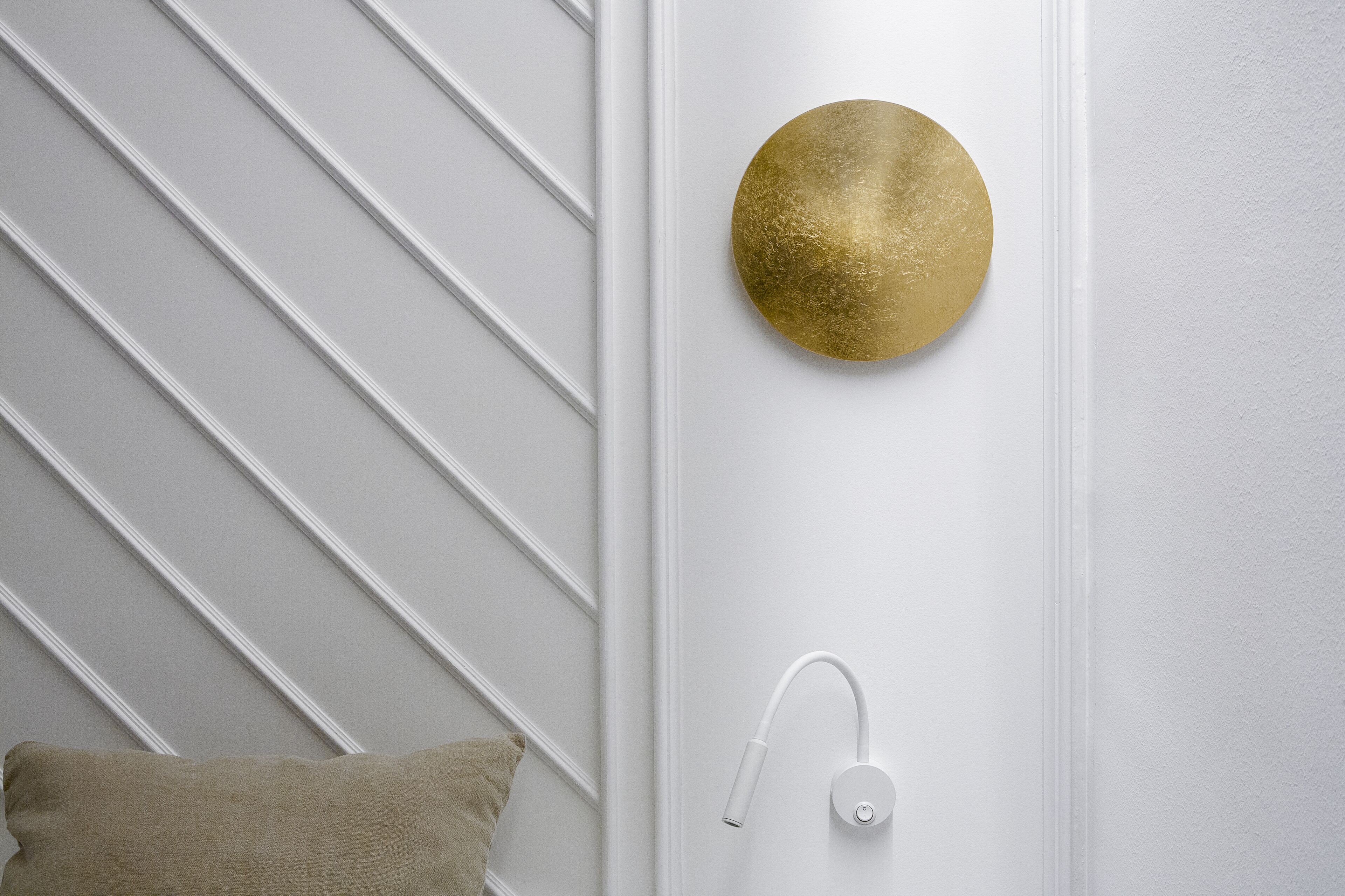 deluxe single room | down duvets, in-room safe, desk, laptop workspace