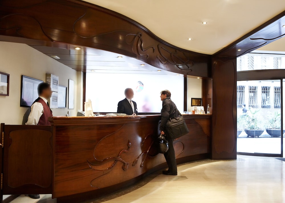 Hotel Gaudí by null