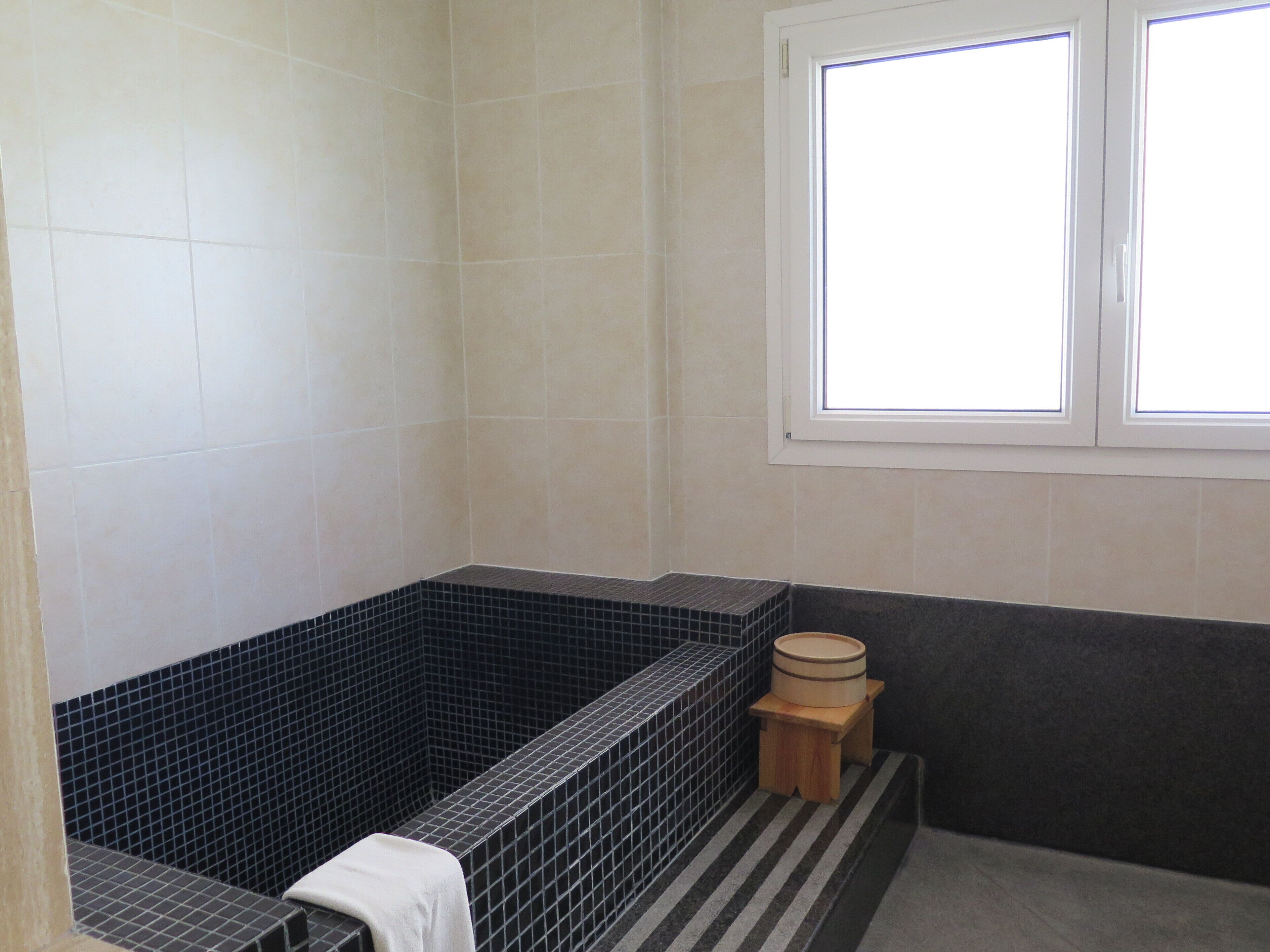 japanese style superior double room | in-room safe, free wifi, bed sheets