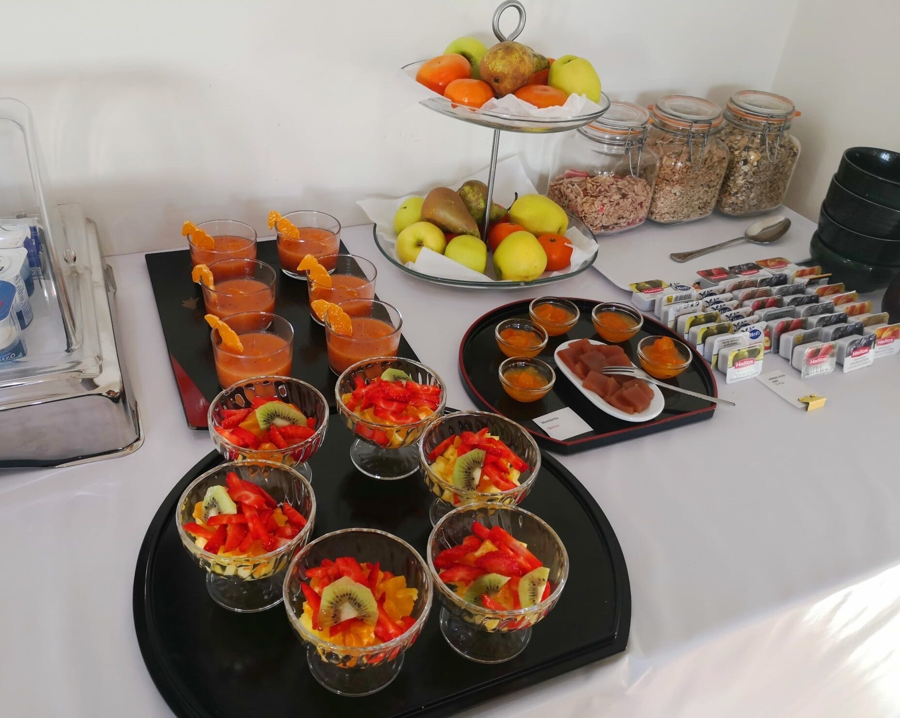 daily buffet breakfast (eur 9 per person)