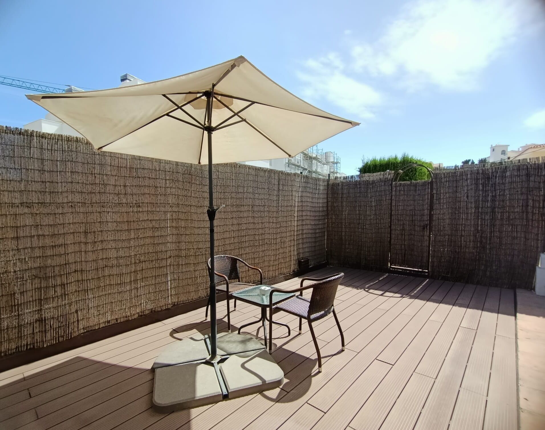 double room with 1 double bed | in-room safe, free wifi, bed sheets