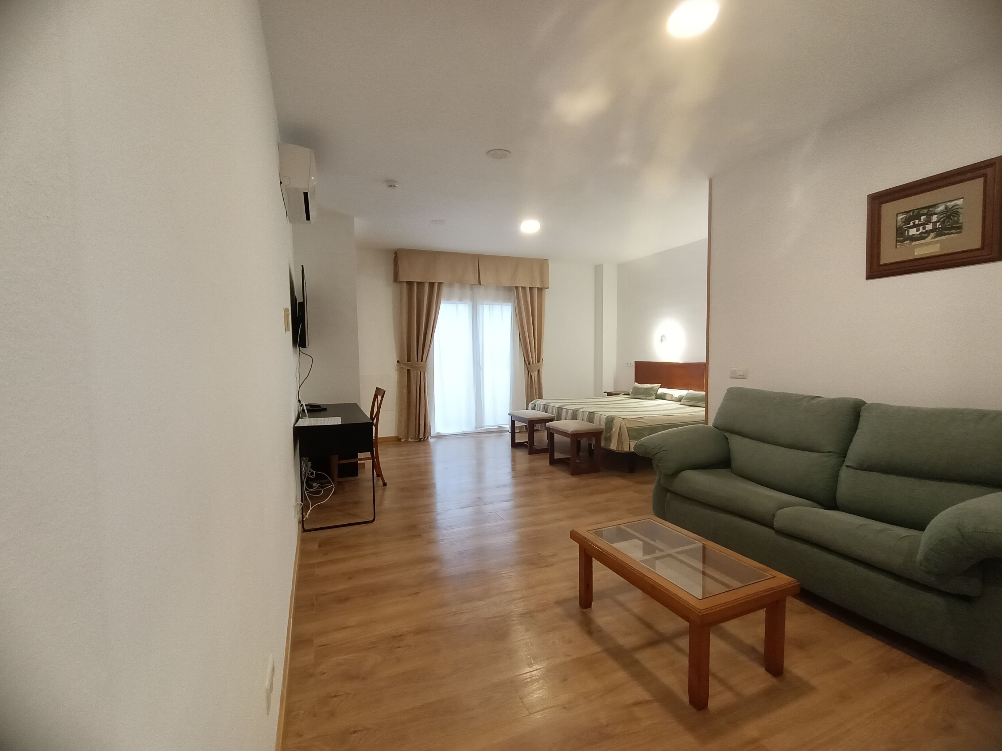 junior suite | in-room safe, free wifi, bed sheets