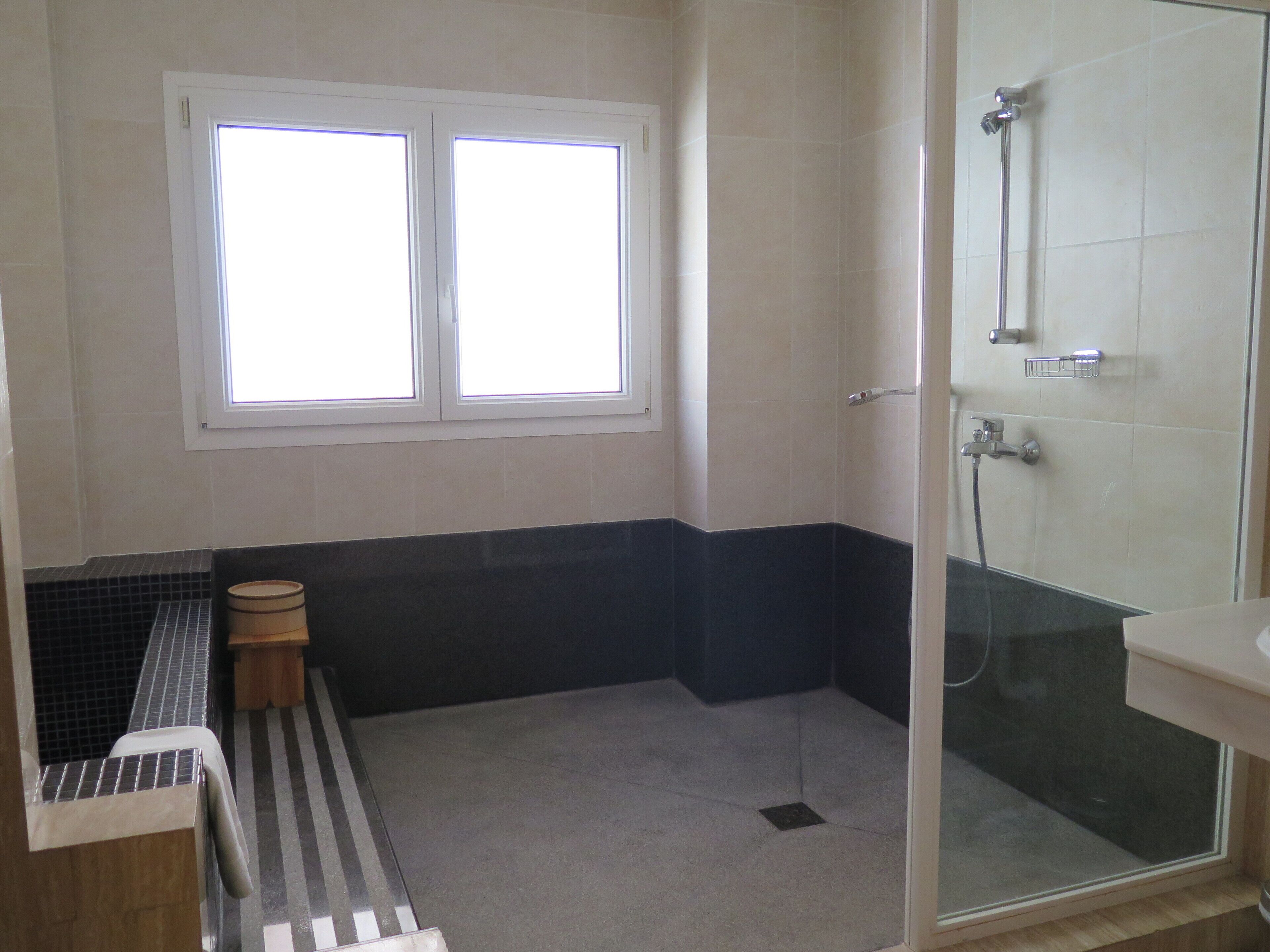 Foto - La Luna Blanca