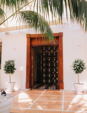 Exterior - Aparthotel Monarque Sultán (Marbella)