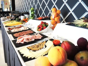 Dining - Aparthotel Monarque Sultán (Marbella)