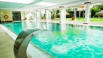2 piscinas al aire libre