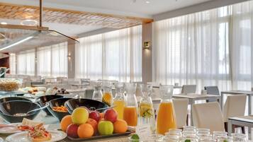 Daily buffet breakfast (EUR 10 per person)