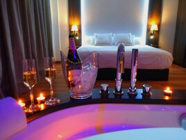 Superior-dobbeltværelse - 1 kingsize-seng - ikke-ryger - terrasse | Boblebad