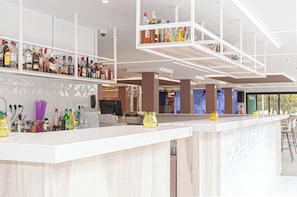 Bar (on property) - Prince Park Hotel (Benidorm)