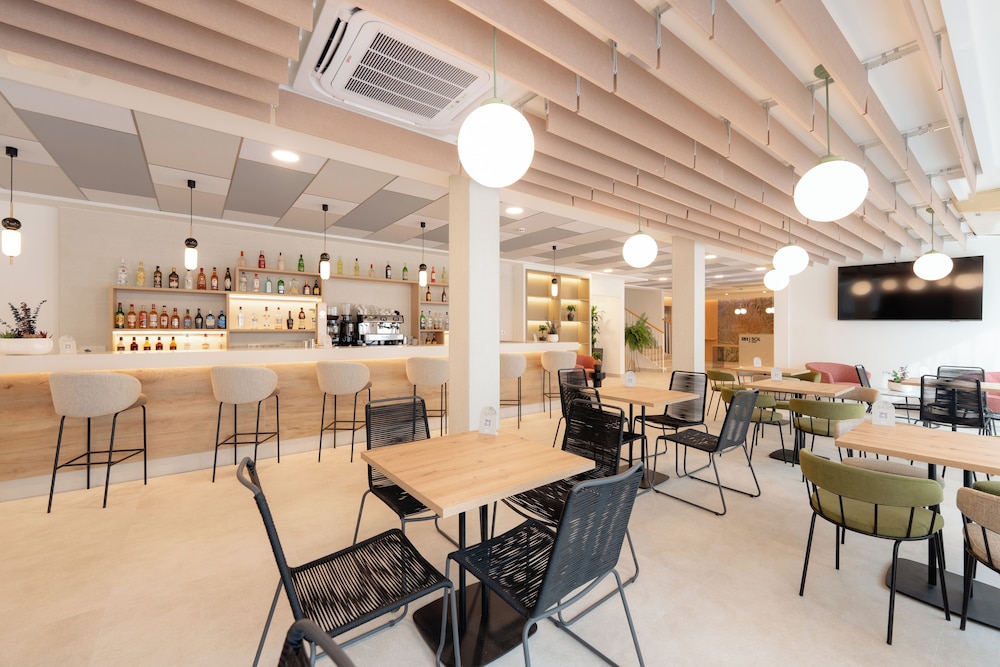 Estudios RH Sol 2ª Categoría by null