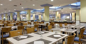 Se sirven desayunos, almuerzos y cenas