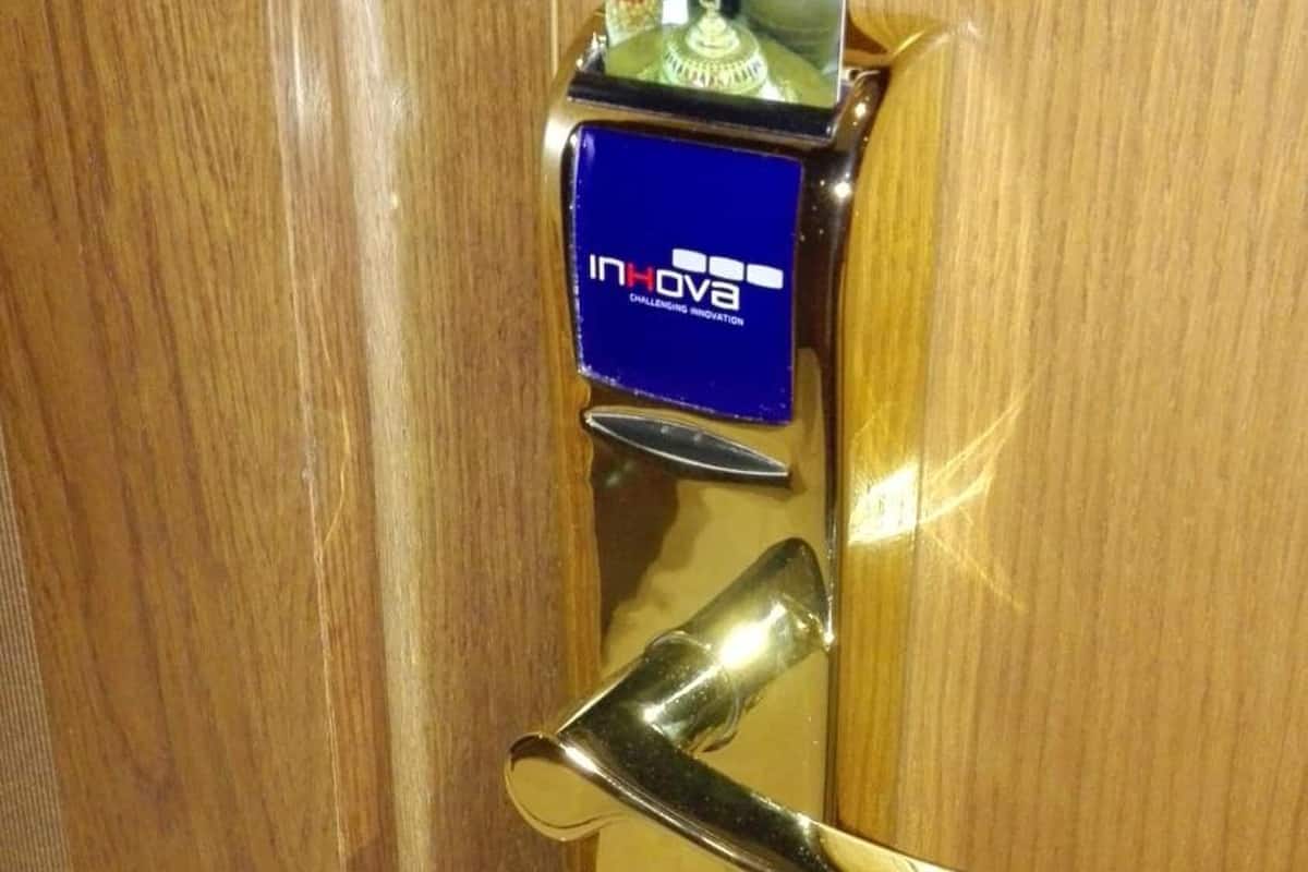 in-room safe, desk, cots/infant beds, rollaway beds