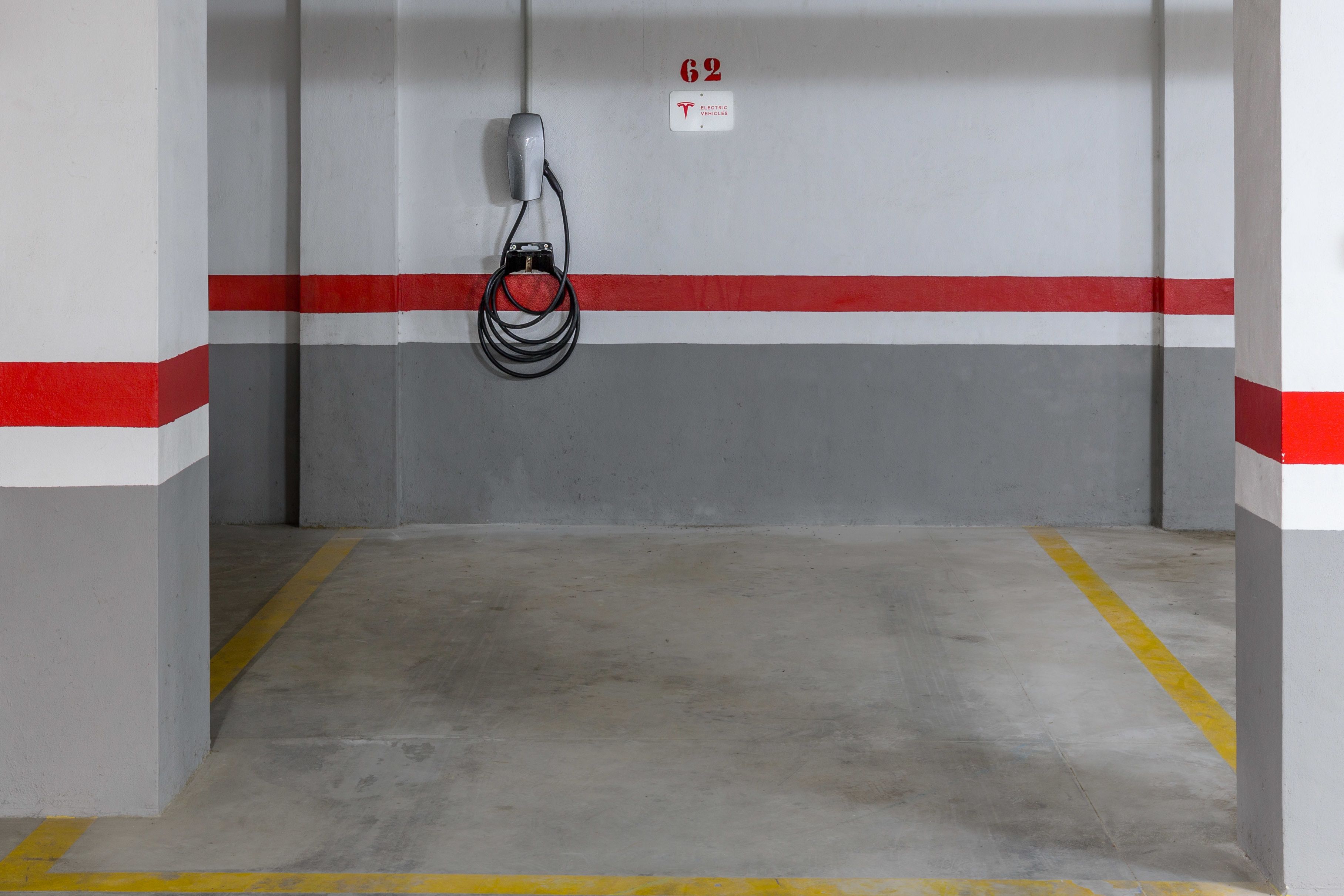 self-parking (surcharge) 25 per day