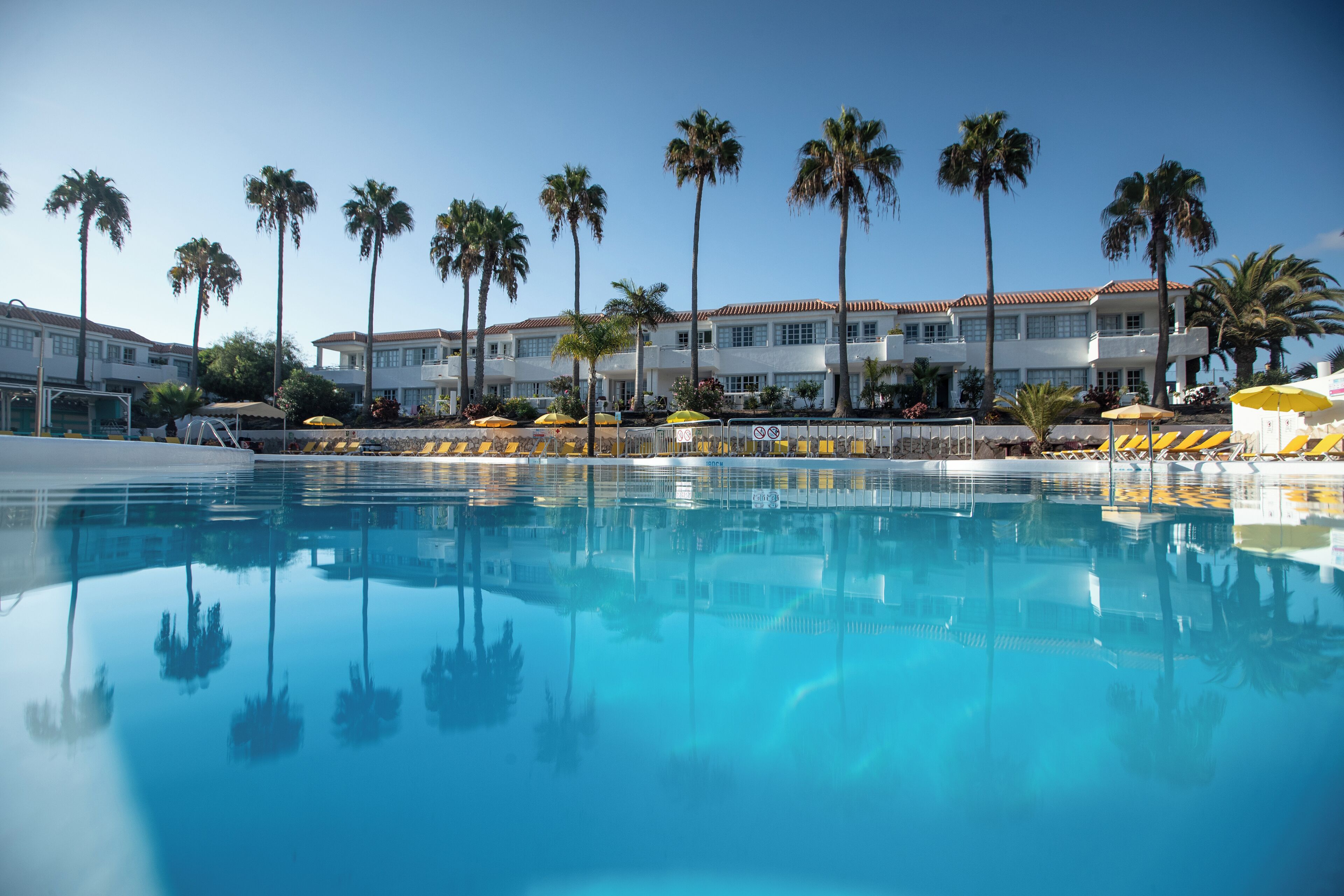 2 outdoor pools, pool umbrellas, pool loungers