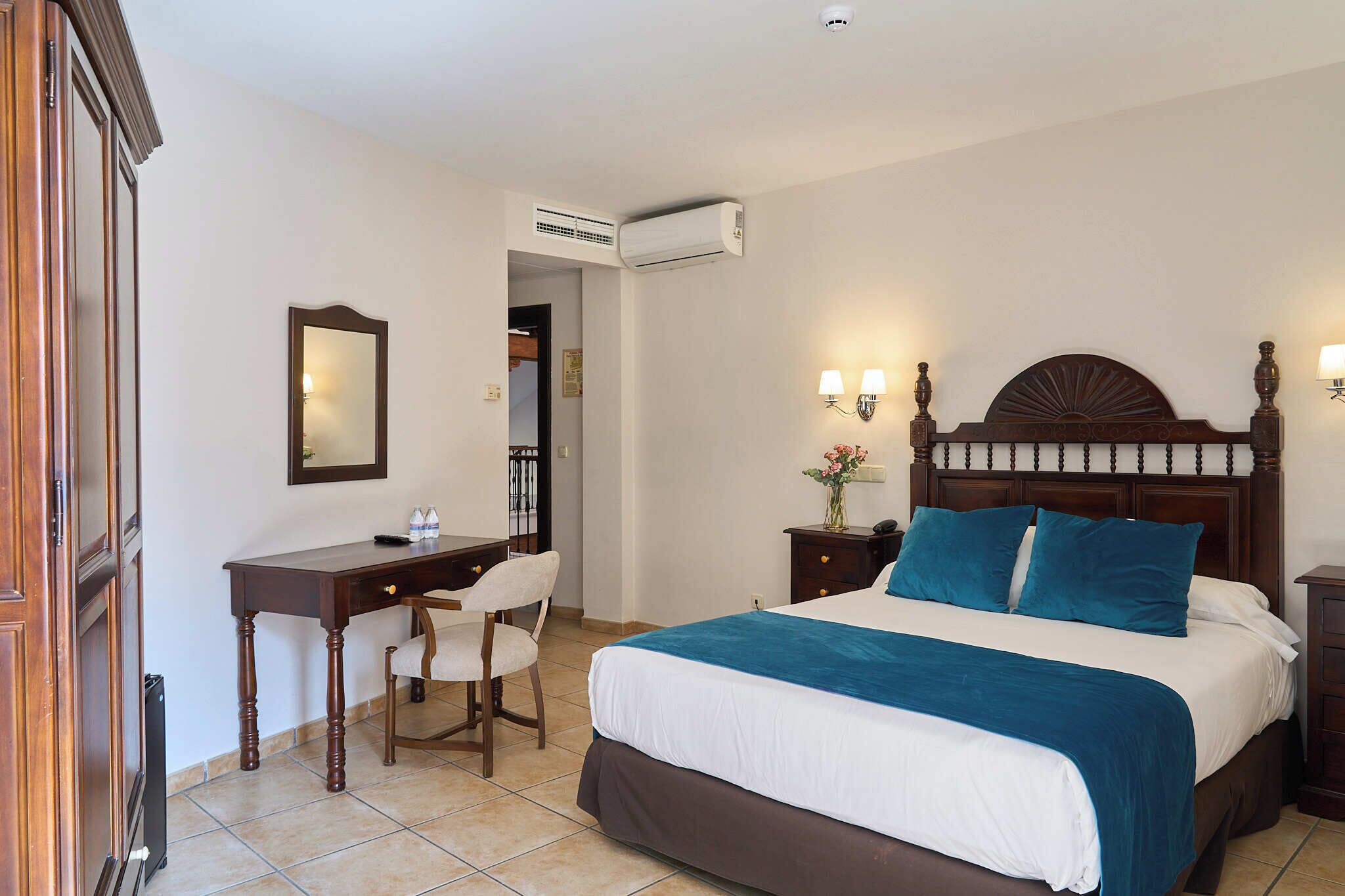panoramic double room | 1 bedroom, minibar, in-room safe, individually decorated