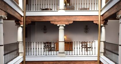 Hotel María de Molina