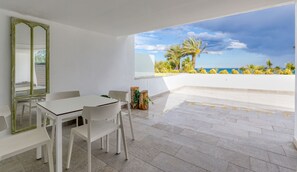 Suite – president, privat basseng, sjøutsikt | Terrasse/patio