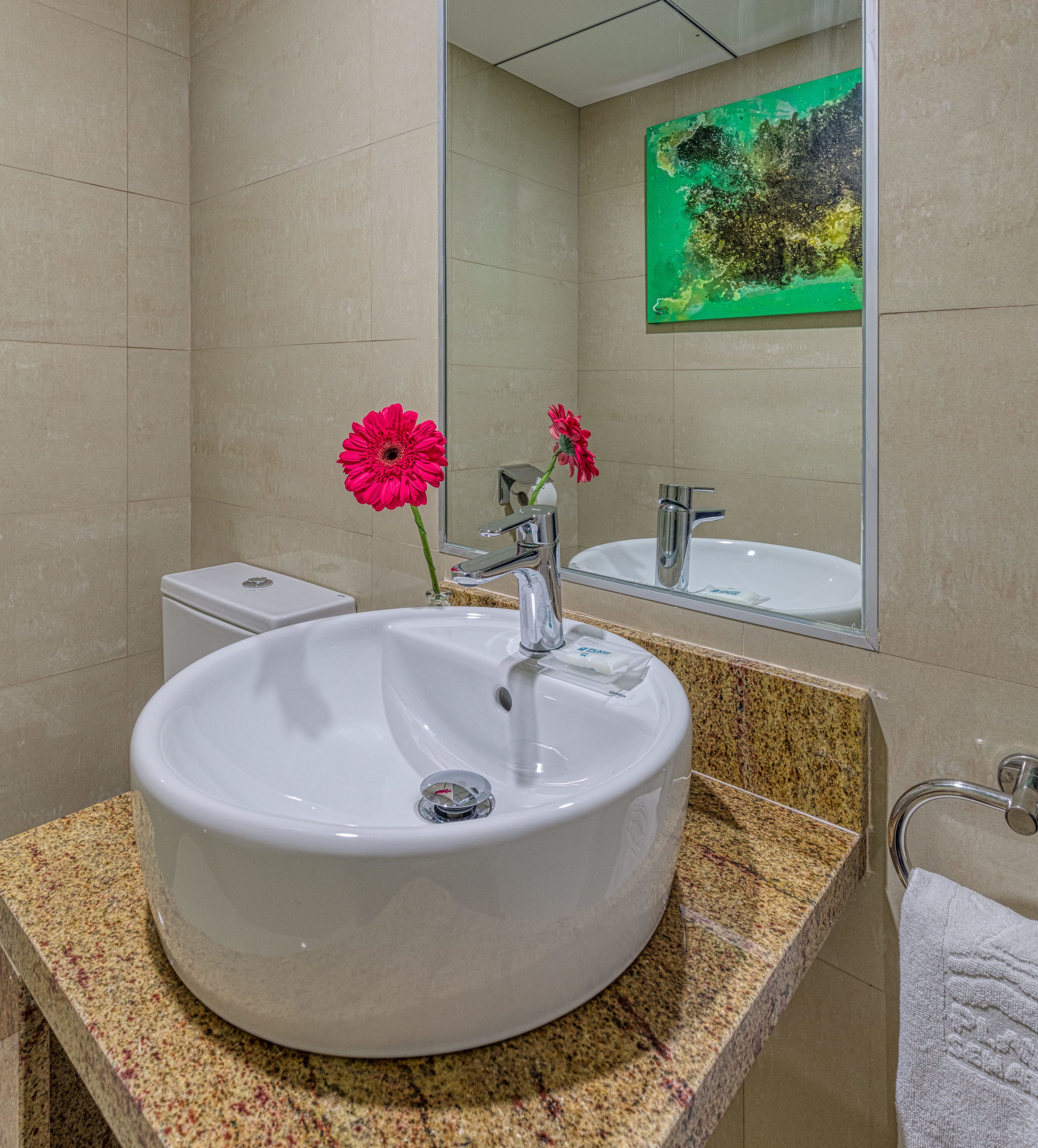 presidential suite, private pool, sea view | bathroom sink