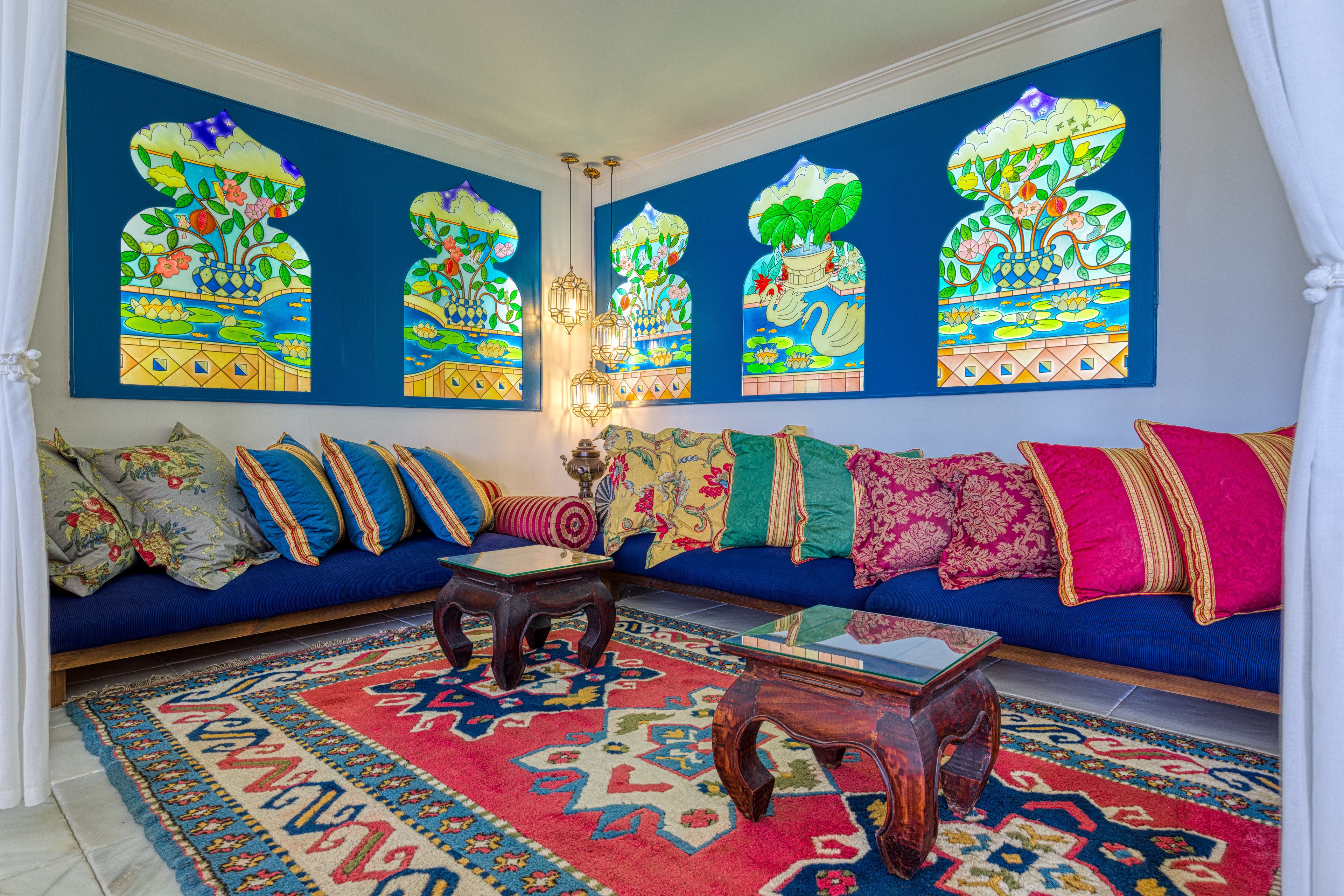 presidential suite, private pool, sea view | living area | lcd tv