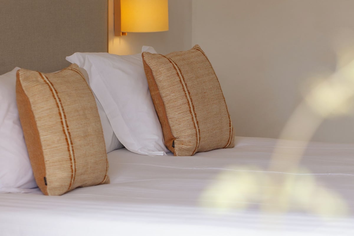 Minibar y caja de seguridad en la habitación