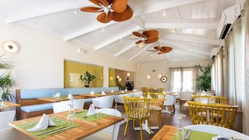 4 restaurants, breakfast, lunch, dinner served; international cuisine