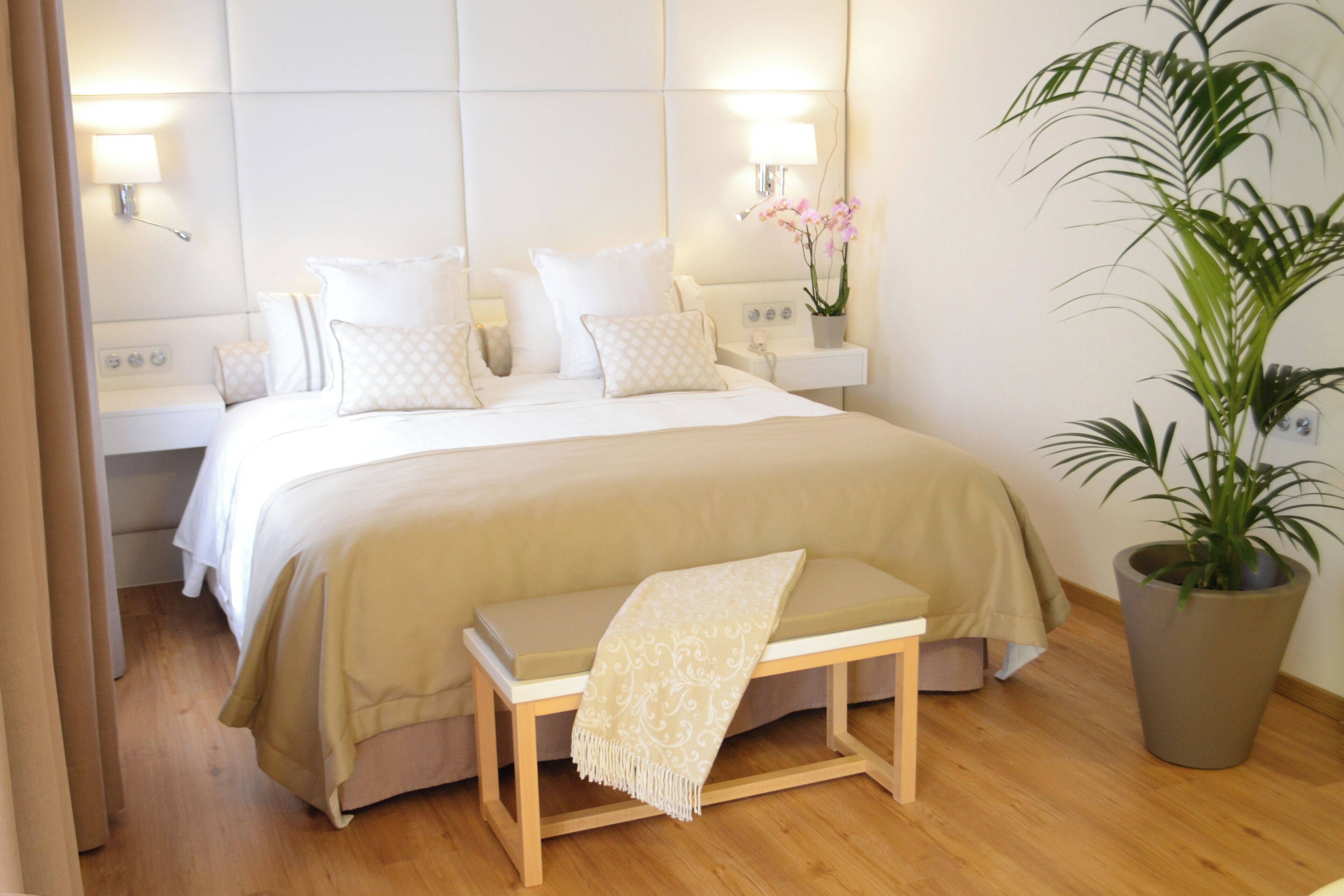 My Favorite Club Junior Suite (2 adults) | Frigobar (abastecido com alguns itens grátis), cofres nos quartos