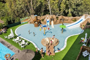 2 outdoor pools, open 10:00 AM to 9:00 PM, pool umbrellas, sun loungers